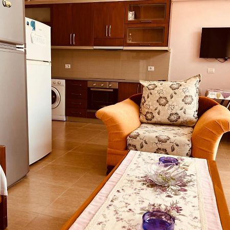 Sana Apartment Sarande Exterior photo